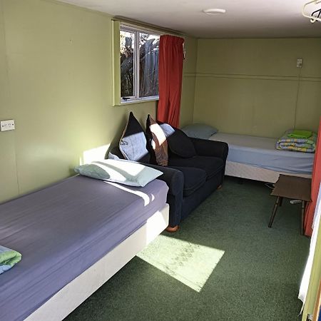 Annies Nirvana Lodge Backpackers Takaka Luaran gambar