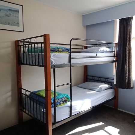 Annies Nirvana Lodge Backpackers Takaka Luaran gambar