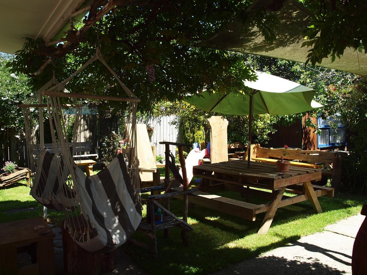Annies Nirvana Lodge Backpackers Takaka Luaran gambar