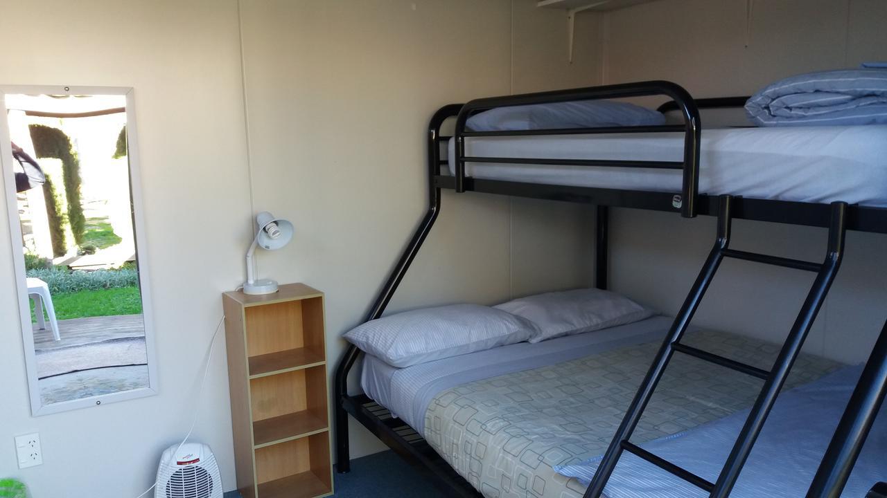 Annies Nirvana Lodge Backpackers Takaka Luaran gambar