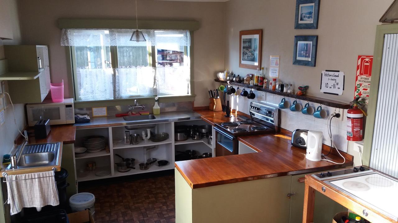 Annies Nirvana Lodge Backpackers Takaka Luaran gambar