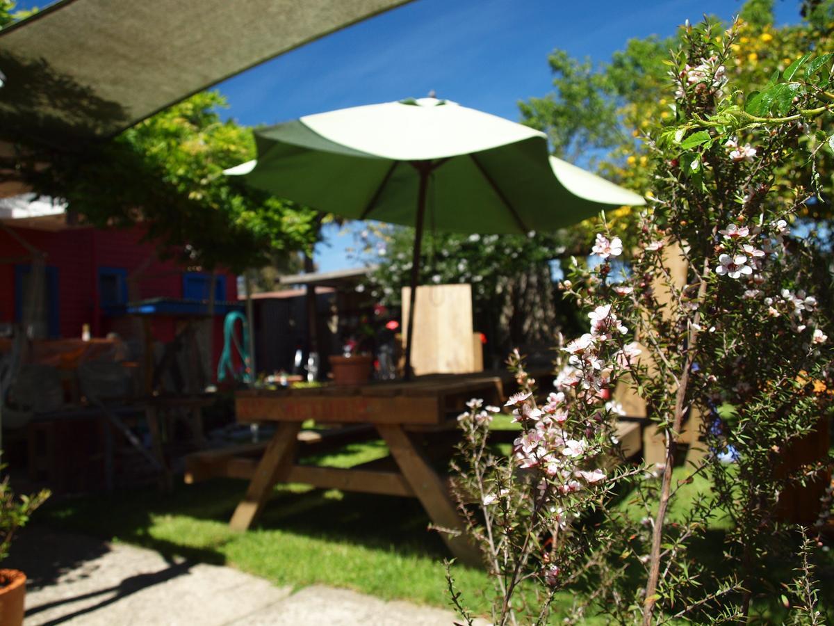 Annies Nirvana Lodge Backpackers Takaka Luaran gambar