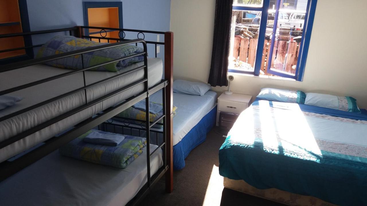 Annies Nirvana Lodge Backpackers Takaka Luaran gambar